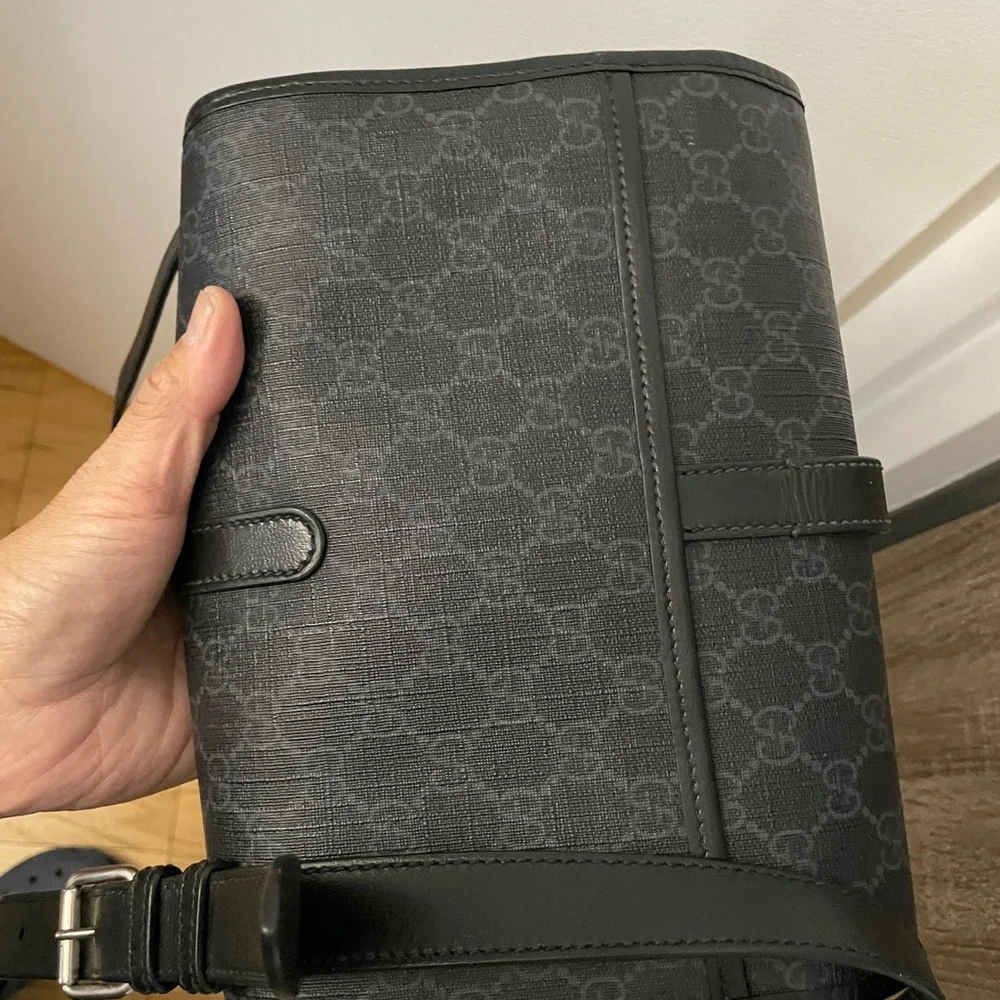 Gucci Black Shoulder Bag - Picture 4 of 13